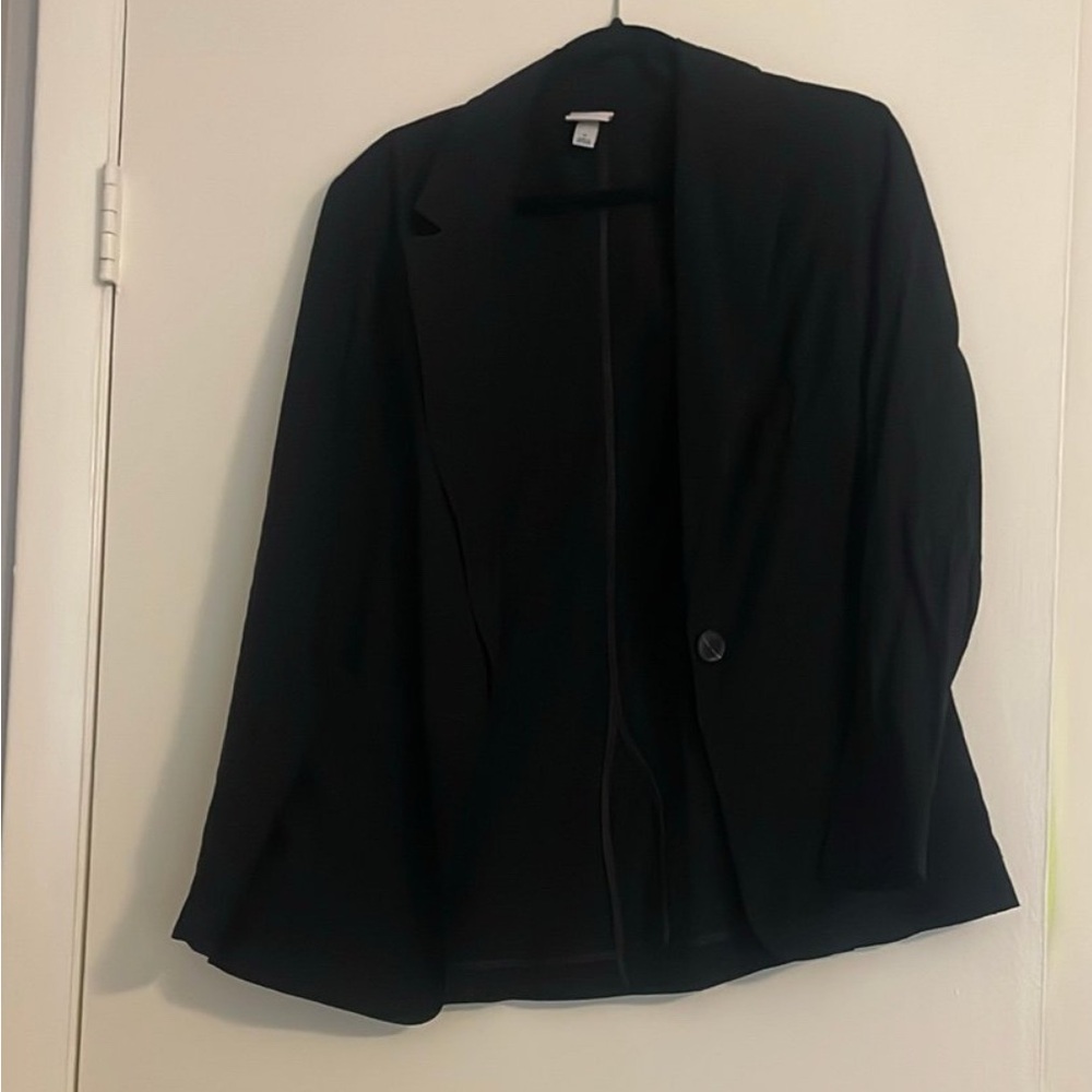 Classic Black Women's Blazer